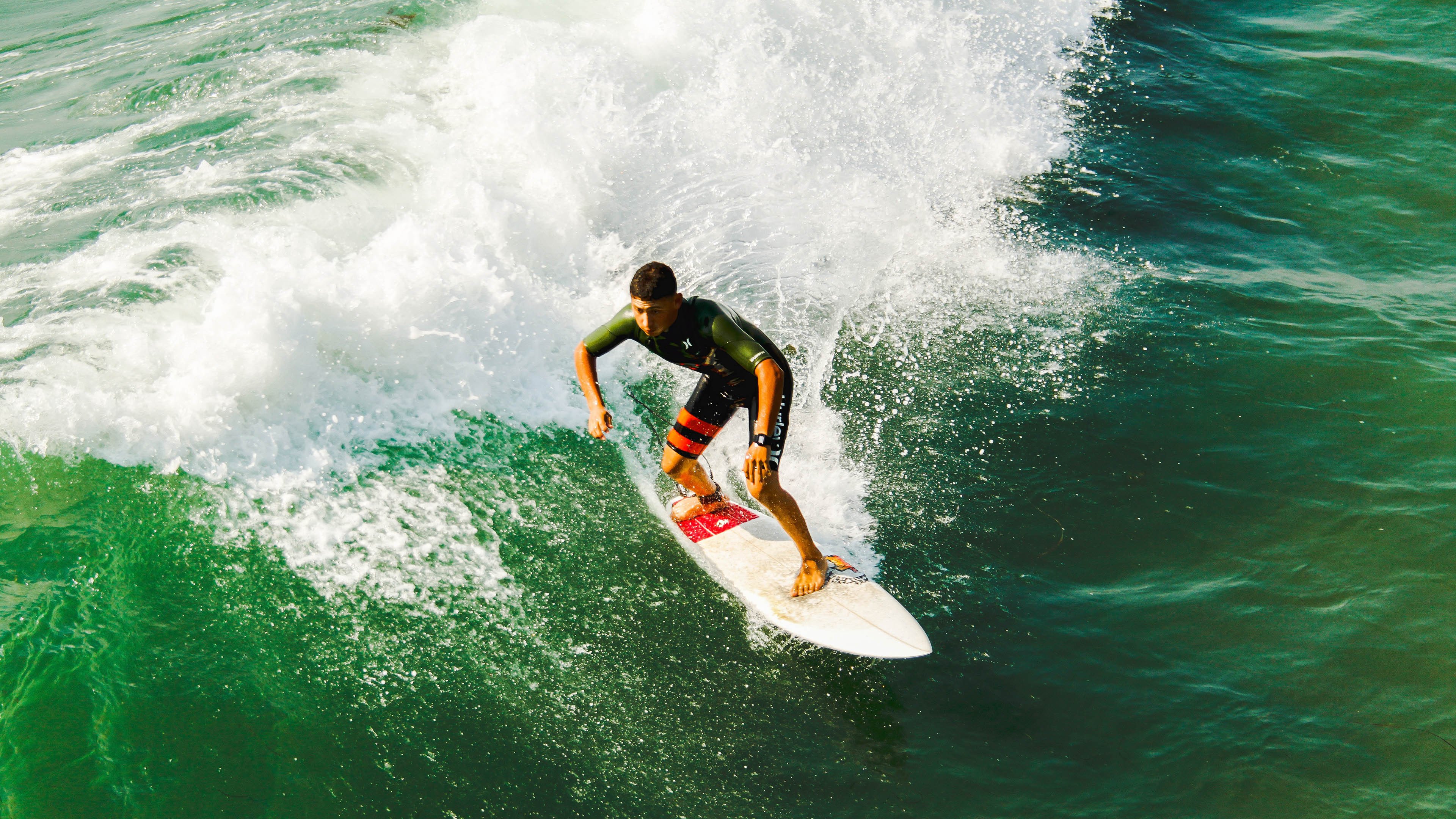 雷霆球员牵头启动“青少年科技篮球营”，雷霆篮球队的球星