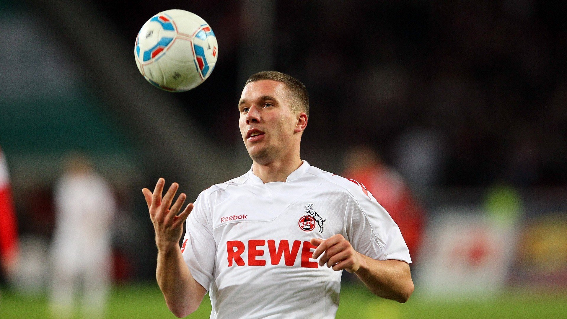 “逆风而行：车手在逆境中爆发的奇迹”，逆风行驶的小车怎么做超简单的做法